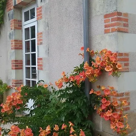 فندق مبيت وإفطار La Roulliere